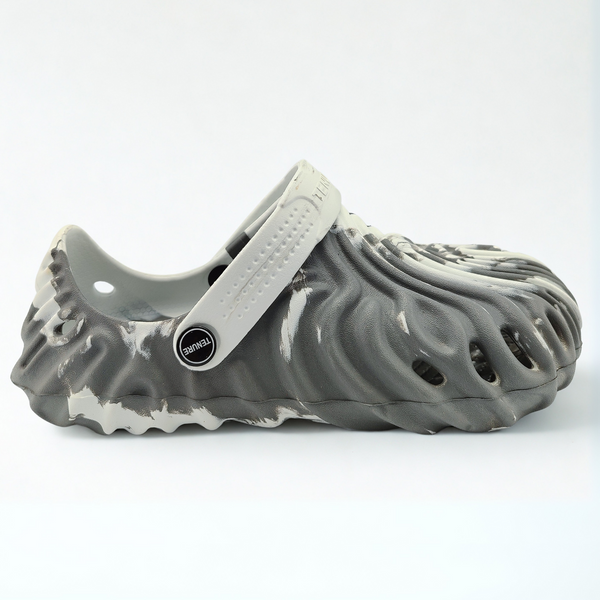 💥 Rampage Clogs – White & Gray
